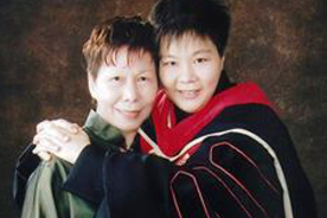 杨碧珊牧师/博士（同理牧师/创意事工总监）